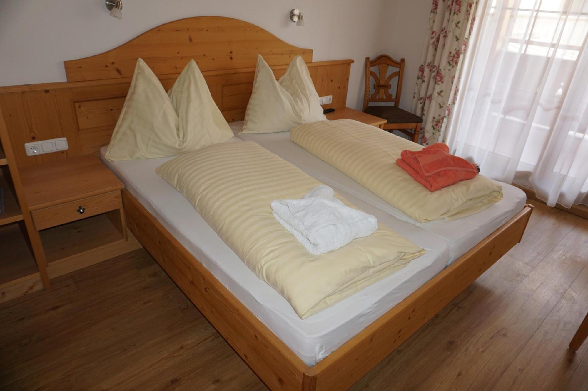 Pension & Appartements Anny Maria Alm am Steinernen Meer Kültér fotó