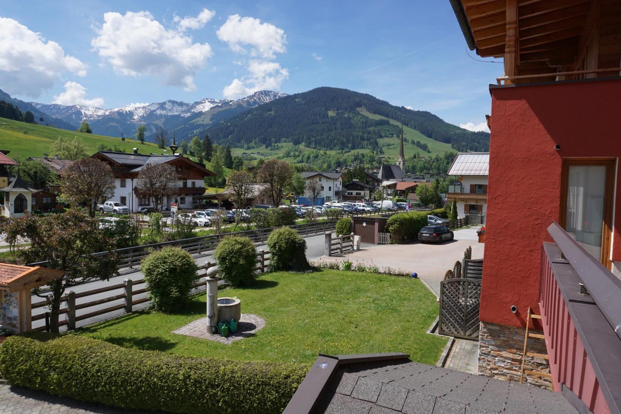 Pension & Appartements Anny Maria Alm am Steinernen Meer Kültér fotó
